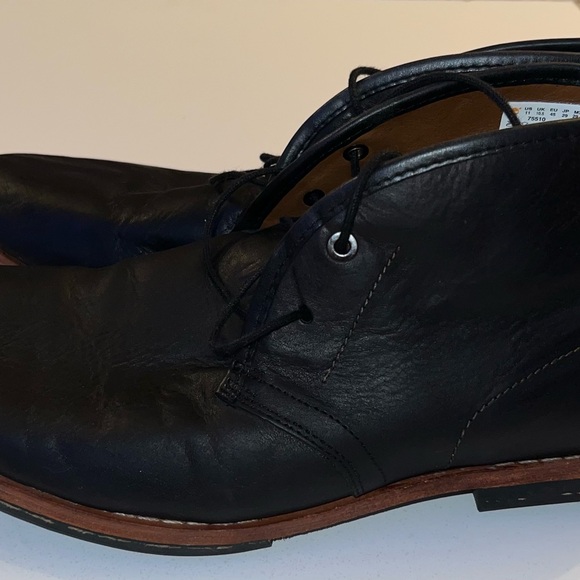 Pre-Owned Timberland Black Leather Men\'s Shoes main image 0